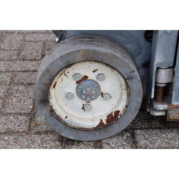 2014 SkyJack SJ 3219-43833546