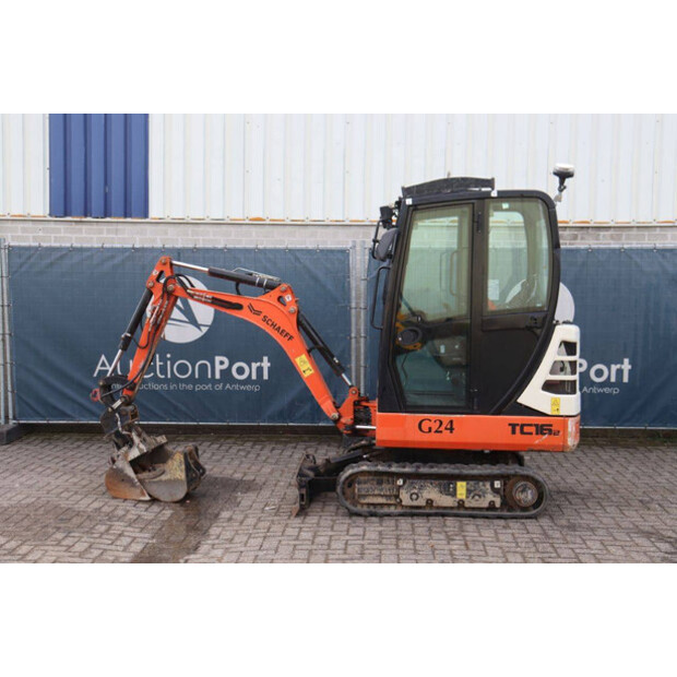 2017 SCHAEFF TC16-43833700