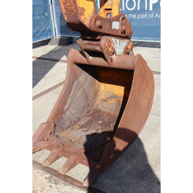 1995 Komatsu WB97R-43833763