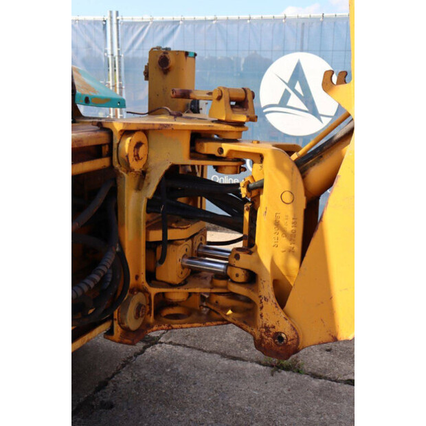 1995 Komatsu WB97R-43833765