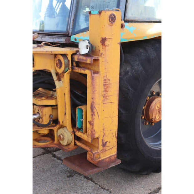 1995 Komatsu WB97R-43833767