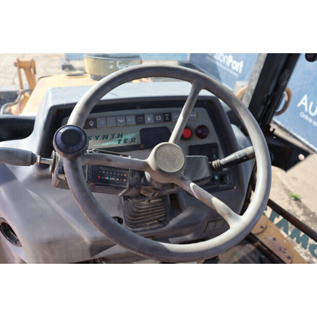 1995 Komatsu WB97R-43833772