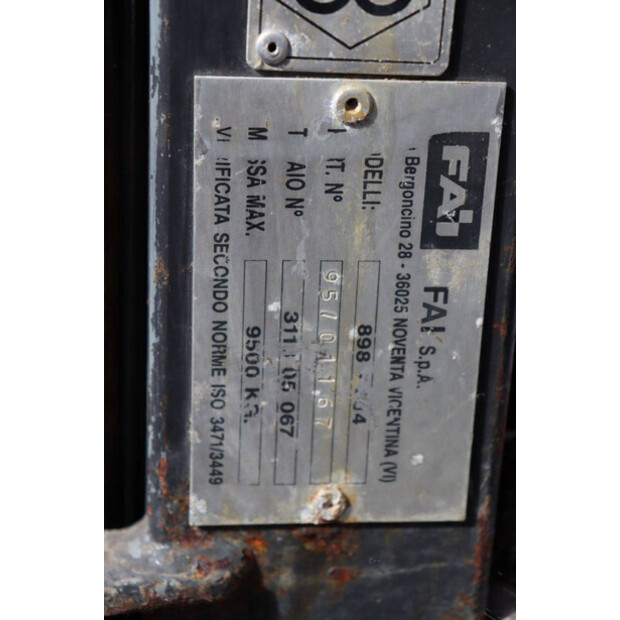 1995 Komatsu WB97R-43833776