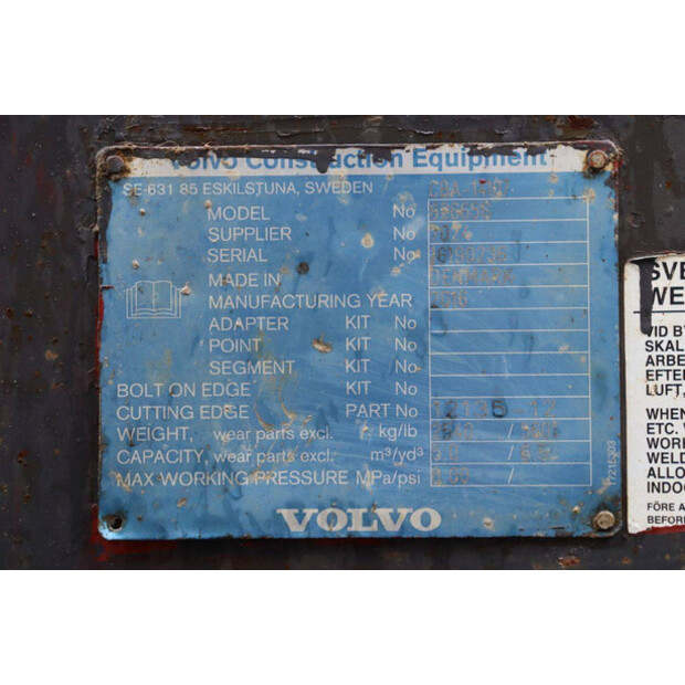 2016 فولفو L150H-43833950