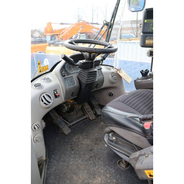 2016 فولفو L150H-43833958