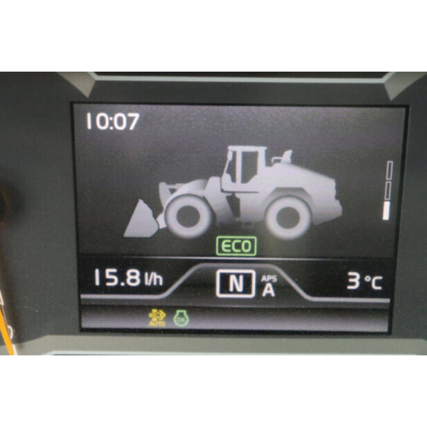 2016 فولفو L150H-43833973