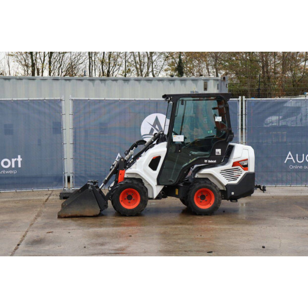 2021 BOBCAT L28-43833984