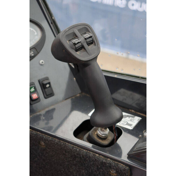 2021 BOBCAT L28-43834018