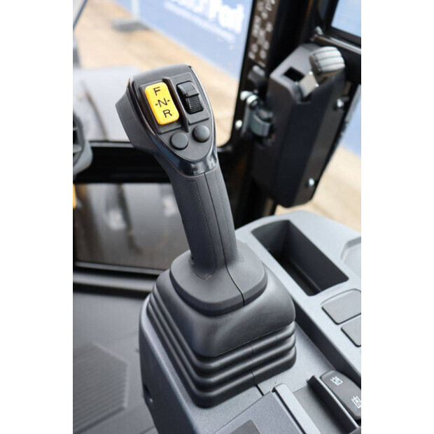 2024 كاتربيلر 906-43834072