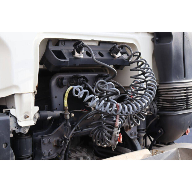 2018 DAF FT XF 480-43834101