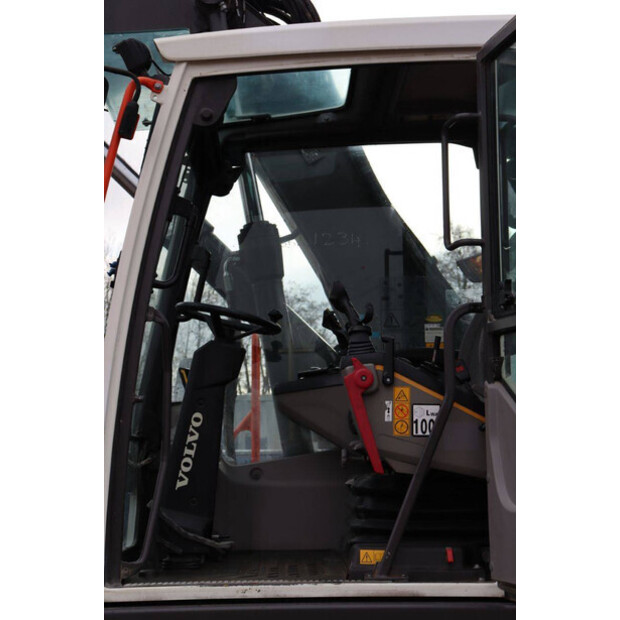 2018 Volvo EWR150E-43834187