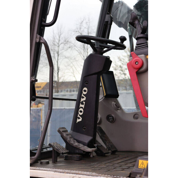 2018 Volvo EWR150E-43834188