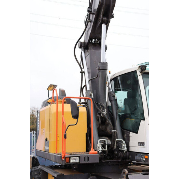 2018 Volvo EWR150E-43834206