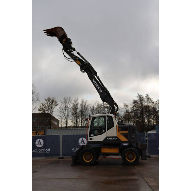 2018 Volvo EWR150E-43834210