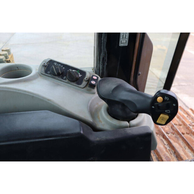 2017 Caterpillar D6N LGP-43834251