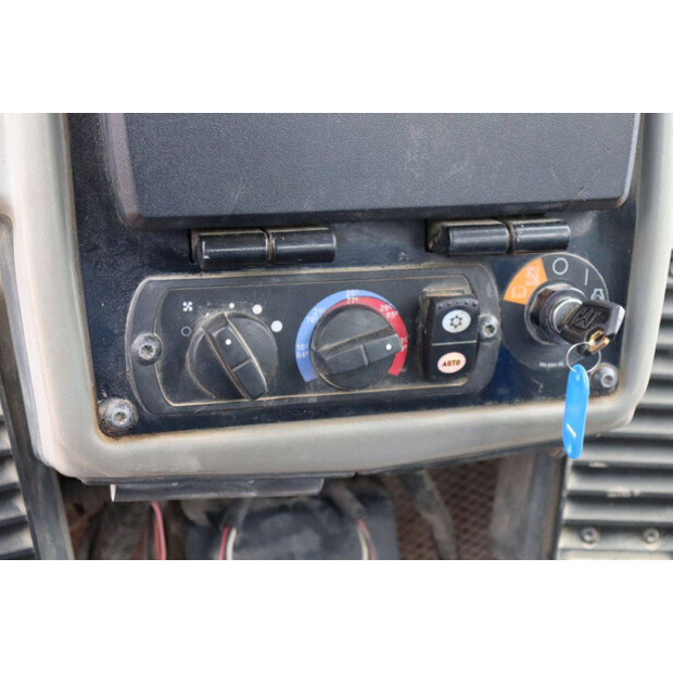 2017 Caterpillar D6N LGP-43834256