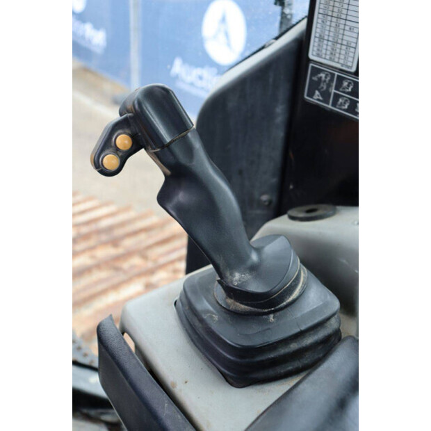 2017 Caterpillar D6N LGP-43834261