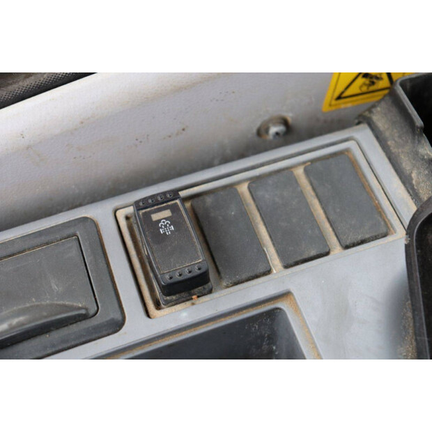 2018 هيتاشى ZX350LCN-6-43834319