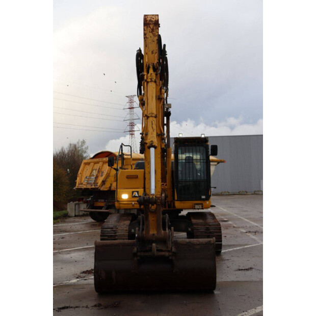 2016 Komatsu HB215LC-3-43834383