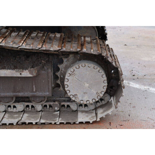 2016 Komatsu HB215LC-3-43834392