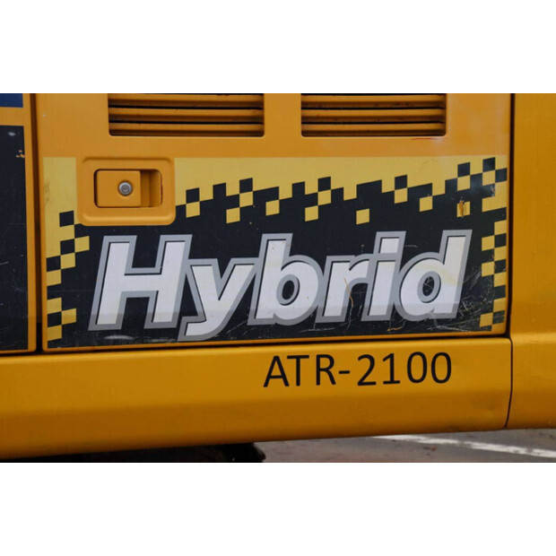 2016 Komatsu HB215LC-3-43834393