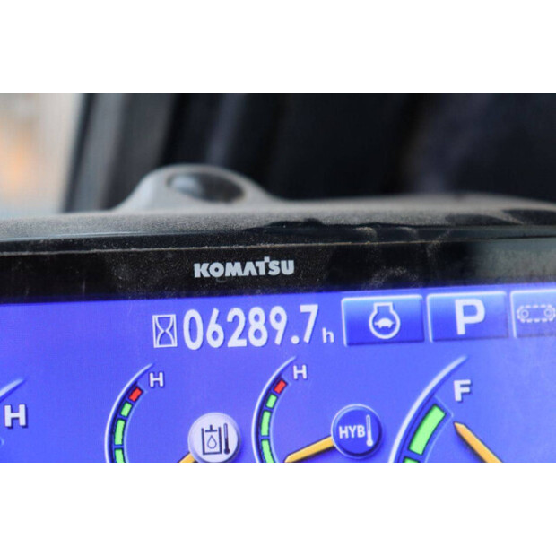 2016 Komatsu HB215LC-3-43834422