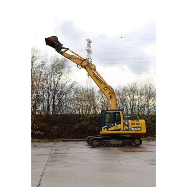 2016 Komatsu HB215LC-3-43834426