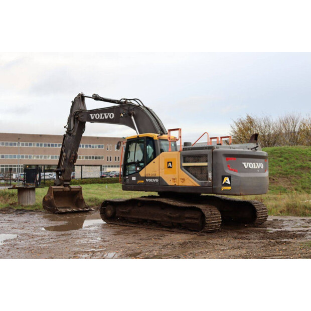 2017 فولفو EC300EL-43834440