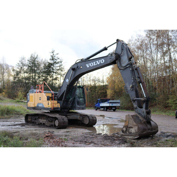 2017 فولفو EC300EL-43834444