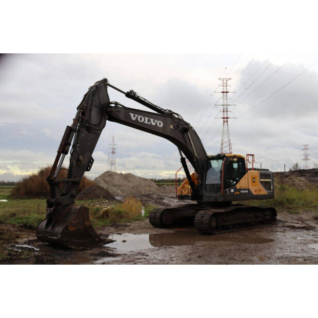 2017 فولفو EC300EL-43834447