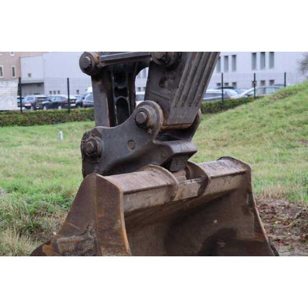 2017 فولفو EC300EL-43834452