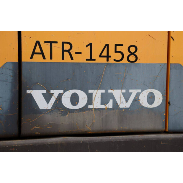 2017 فولفو EC300EL-43834466