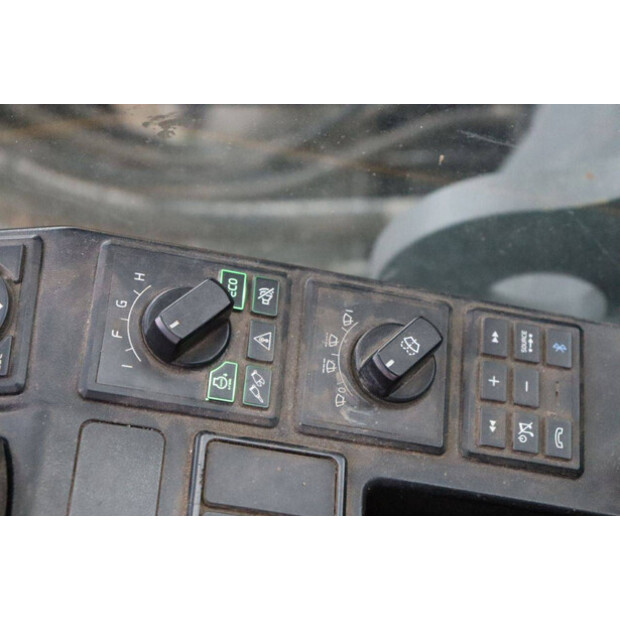 2017 فولفو EC300EL-43834483