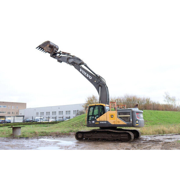 2017 فولفو EC300EL-43834491