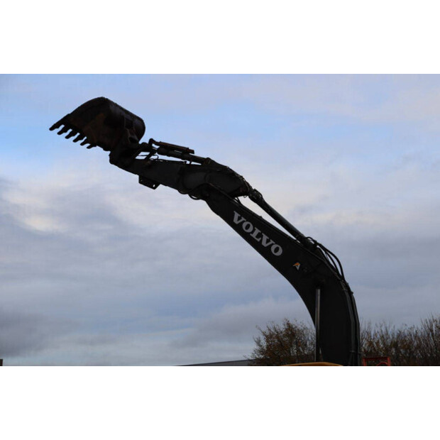 2017 فولفو EC300EL-43834492