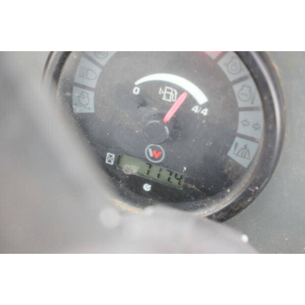 2015 نيوسون 1501-43834553