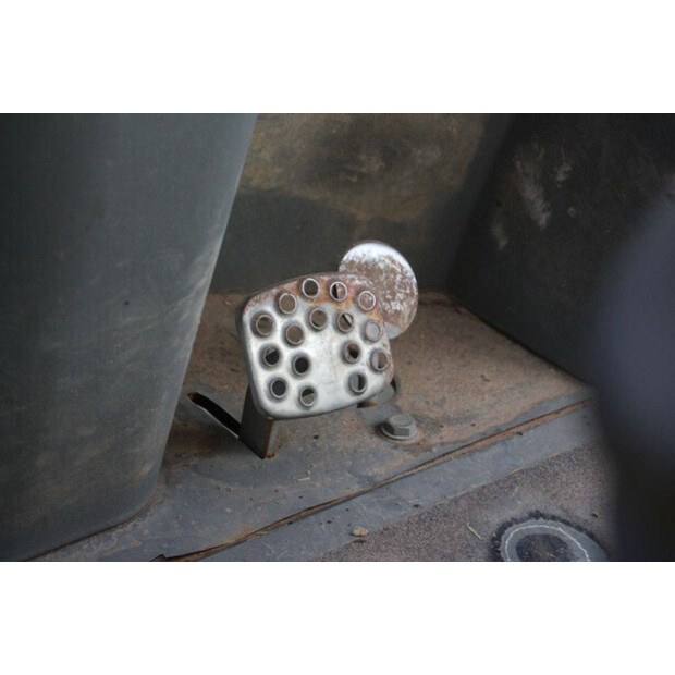 2015 نيوسون 1501-43834558