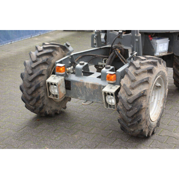 2015 نيوسون 1501-43834562