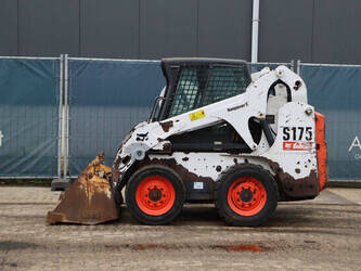 Image de CHARGEUSES SUR PNEUS 2011 BOBCAT S175