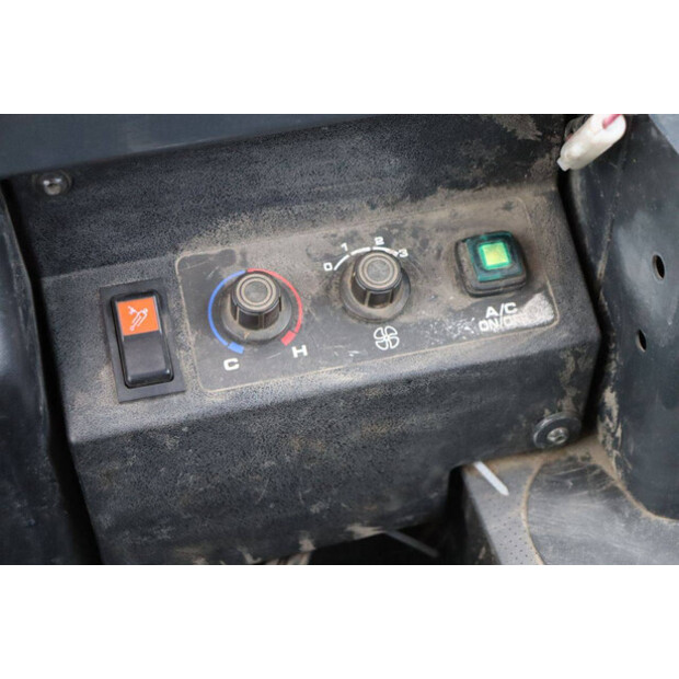 2014 كوماتسو PC55MR-3-43835083