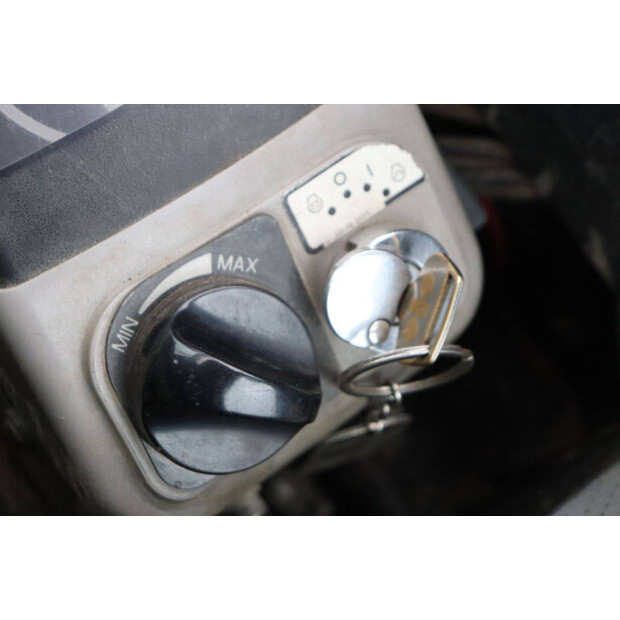 2014 كوماتسو PC55MR-3-43835086