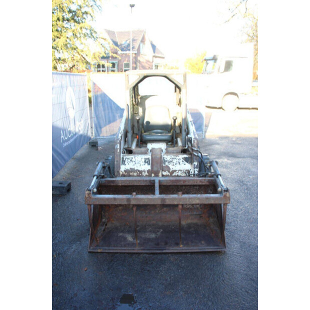 2000 بوبكات 763-43835266