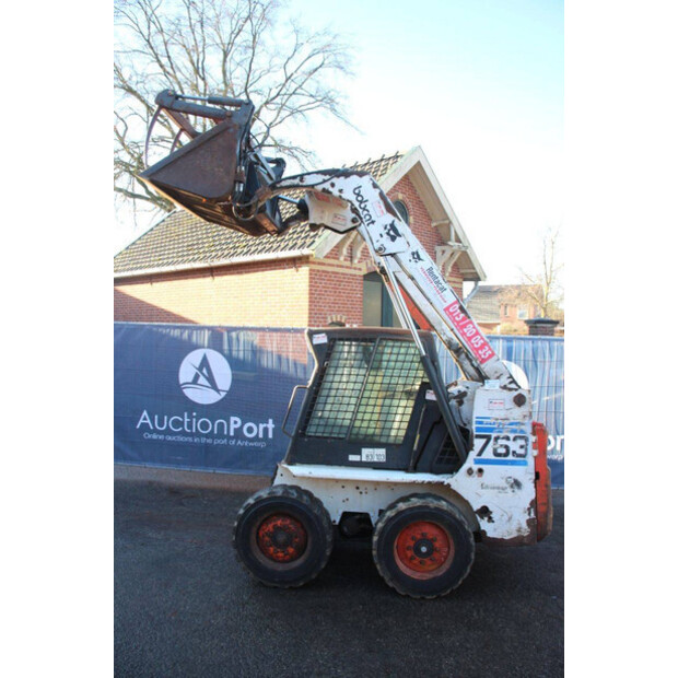 2000 بوبكات 763-43835284