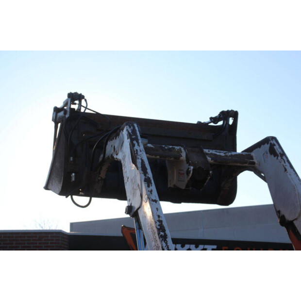 2000 بوبكات 763-43835286