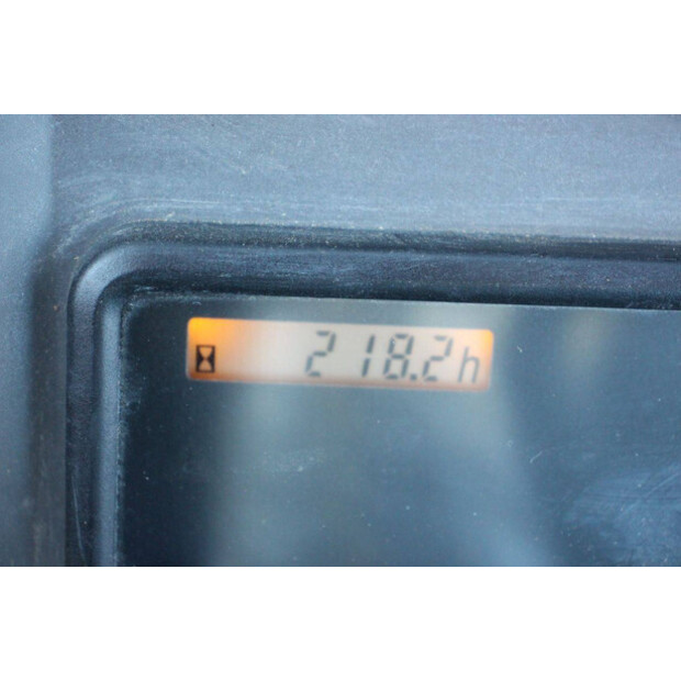 2022 فولفو EC18E-43835418