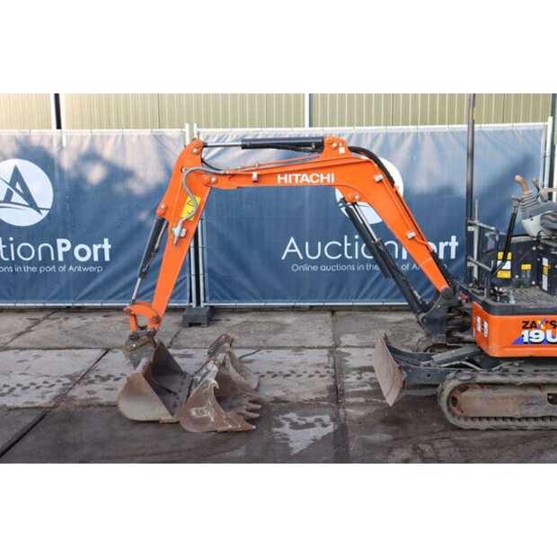 Hitachi ZX19U-6-43835433