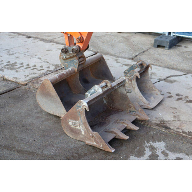 Hitachi ZX19U-6-43835438