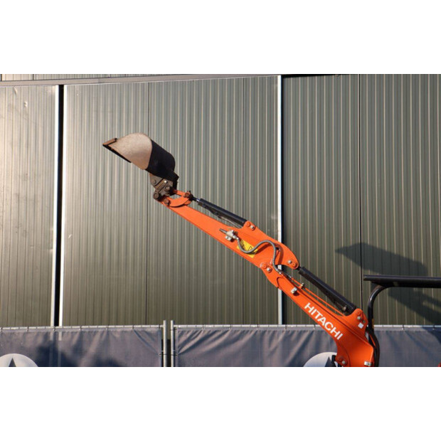 Hitachi ZX19U-6-43835481