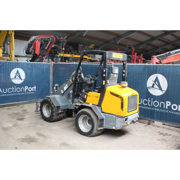 2014 GiANT V452T HD-43835581