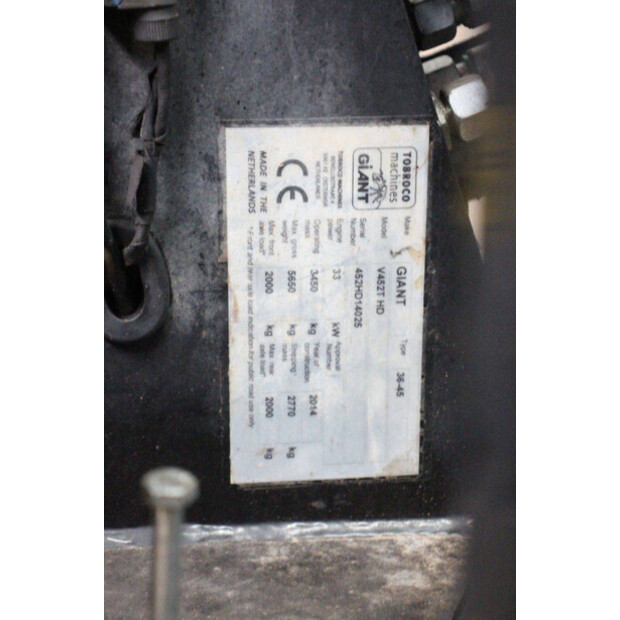 2014 GiANT V452T HD-43835595